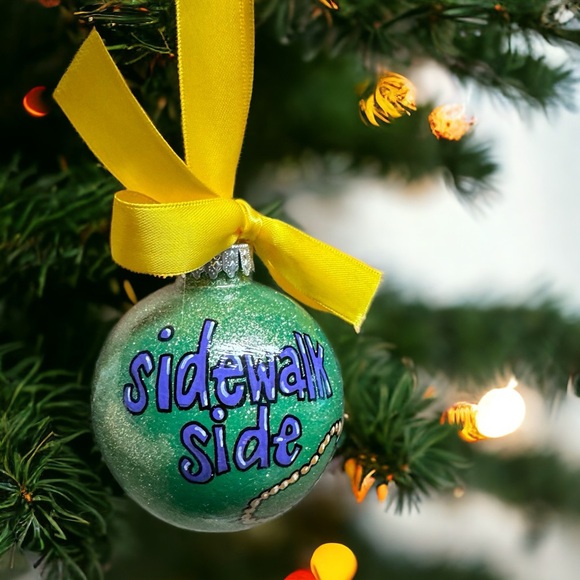 2024 Christmas Ornament: Sidewalk Side/Neutral Ground (New Orleans Mardi Gras) - Picture 6 of 12